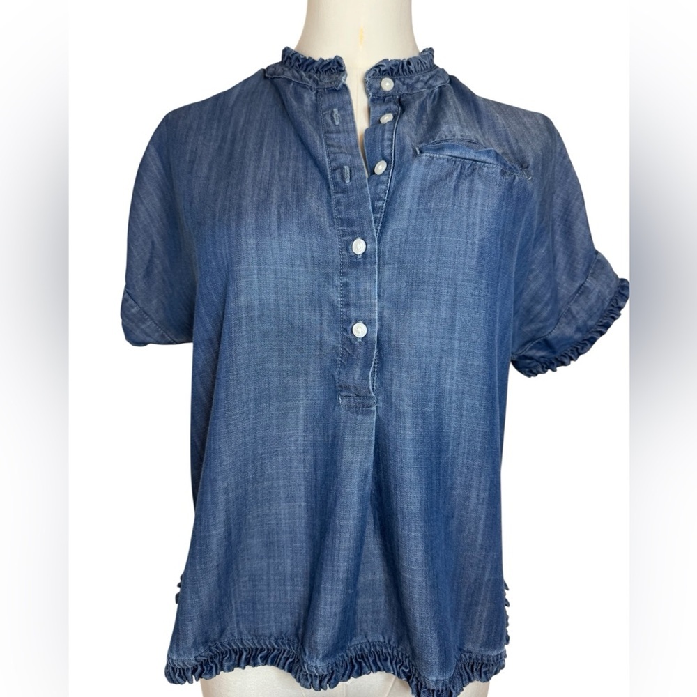 Crown & Ivy Blue Button-Up Blouse